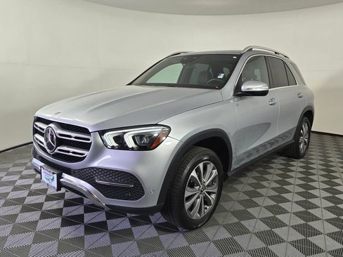 Used 2022 Mercedes-Benz GLE 450 4MATIC image 3