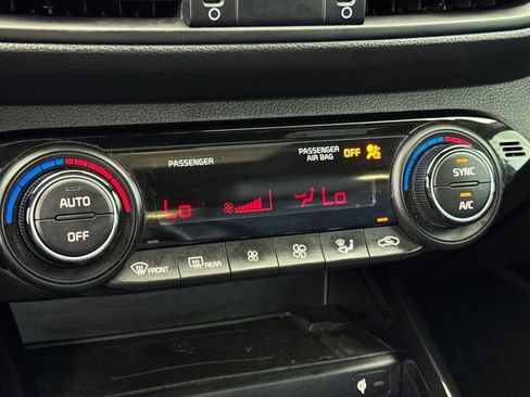 Used 2024 Kia Forte GT-Line w/ GT-Line Premium Package FWD image 21