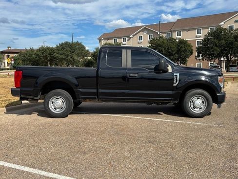 Used 2021 Ford F350 XL image 6