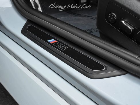 Used 2025 BMW M5 w/ Carbon Package image 30