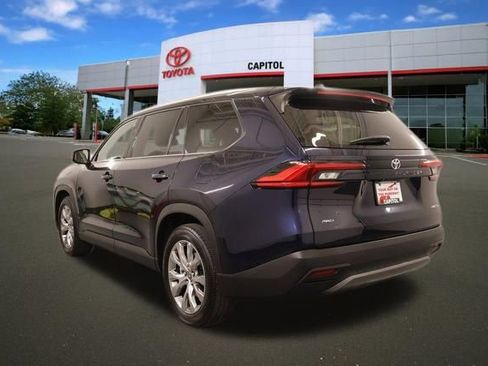 Certified 2024 Toyota Grand Highlander AWD image 5