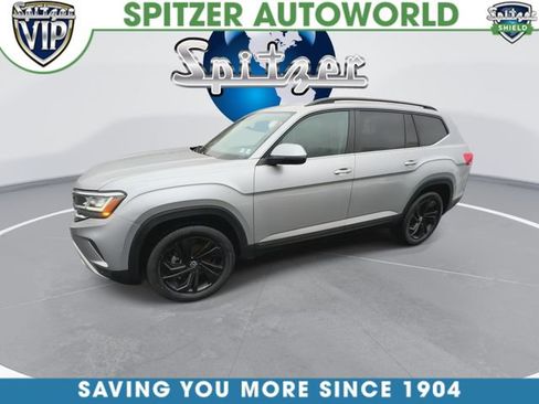 Used 2023 Volkswagen Atlas SE w/ Black Wheel Package image 6