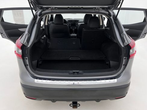 Used 2020 Nissan Rogue Sport SL w/ Premium Package image 22