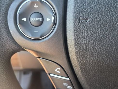 Used 2013 Honda Accord LX image 23