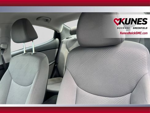 Used 2013 Hyundai Elantra GLS w/ Preferred Pkg FWD image 15