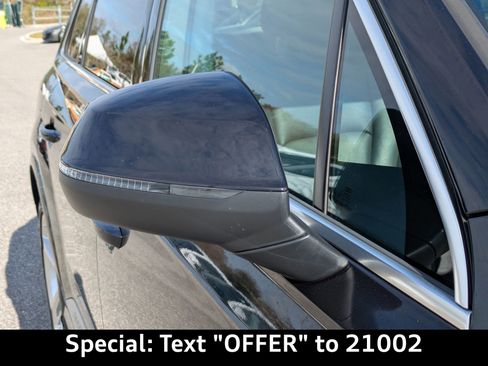 Used 2019 Audi Q7 3.0T Prestige image 12