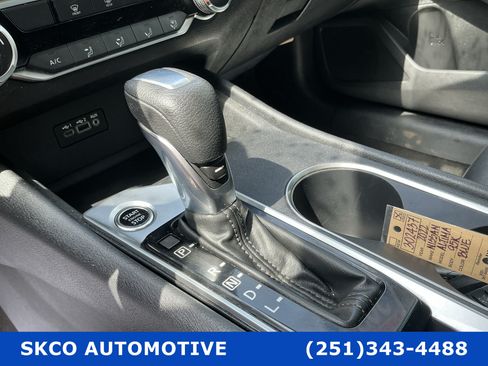 Used 2022 Nissan Altima 2.5 SV FWD image 23