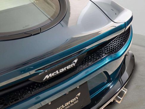 Used 2023 McLaren GT image 28