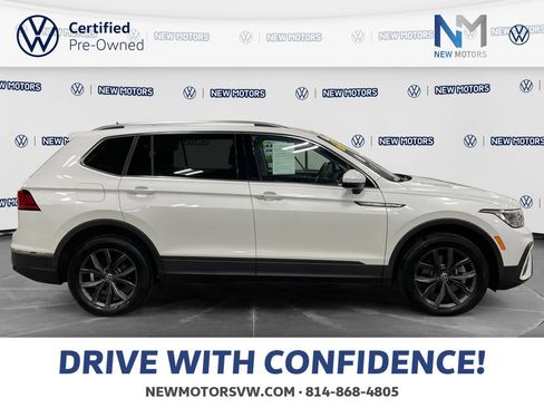 Used 2023 Volkswagen Tiguan SE w/ Panoramic Sunroof Package AWD/4WD image 6