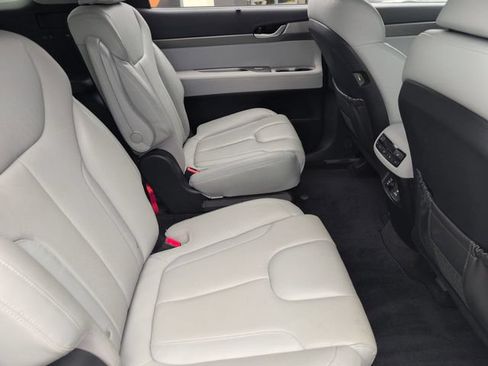 Used 2021 Hyundai Palisade SEL w/ Premium Package FWD image 27
