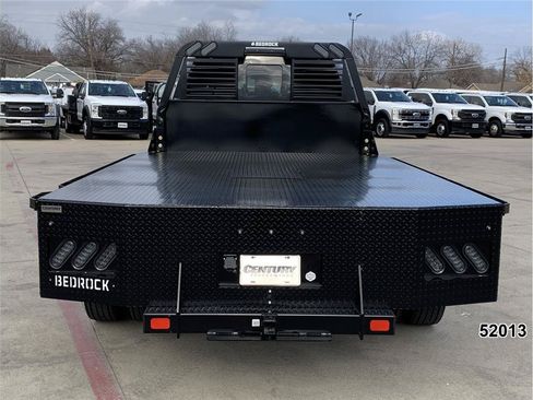 Used 2025 Ford F550 4x4 Crew Cab image 7