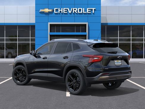 New 2026 Chevrolet Trax ACTIV FWD image 27