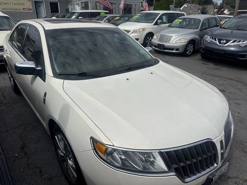Used 2012 Lincoln MKZ AWD image 1