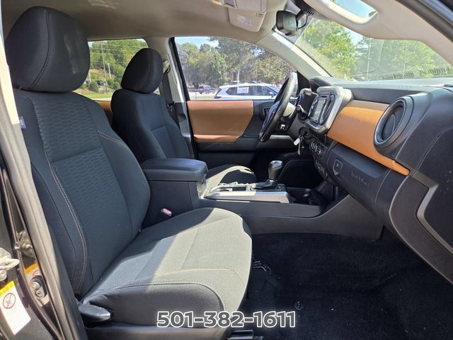 Used 2018 Toyota Tacoma SR5 RWD image 21