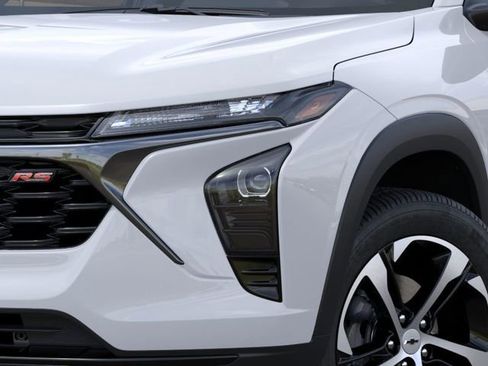 New 2026 Chevrolet Trax RS w/ Driver Confidence Package FWD image 10