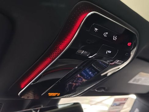 Used 2025 Mercedes-Benz C 43 AMG 4MATIC Sedan image 23