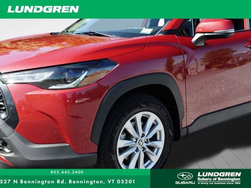 Used 2022 Toyota Corolla Cross LE w/ Moonroof Package AWD/4WD image 35
