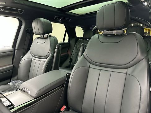 New 2026 Land Rover Range Rover Sport SE image 10