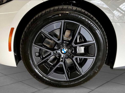 Used 2025 BMW i4 eDrive40 w/ Driving Assistance Package image 11