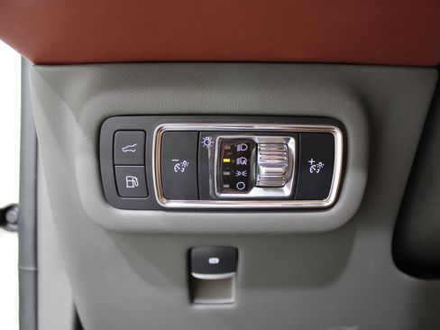 Certified 2024 Lincoln Nautilus Black Label w/ Jet Appearance Package (87T) image 10