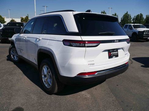 New 2025 Jeep Grand Cherokee Laredo X image 15