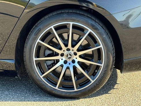 Certified 2023 Mercedes-Benz EQS 580 4MATIC Sedan image 15