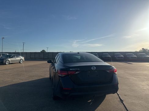 Certified 2023 Nissan Sentra SV w/ Trunk Package FWD image 16