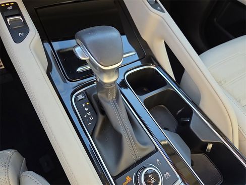 Certified 2024 Kia Telluride SX Prestige image 16