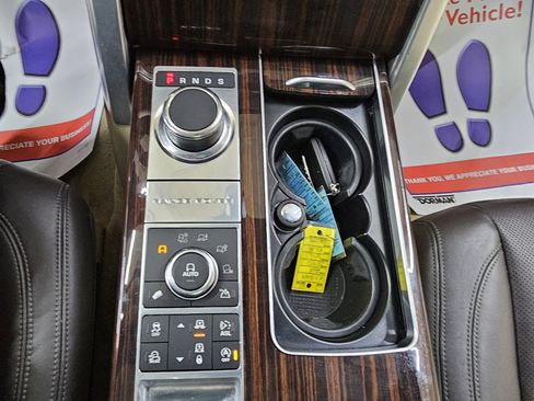 Used 2016 Land Rover Range Rover HSE image 34