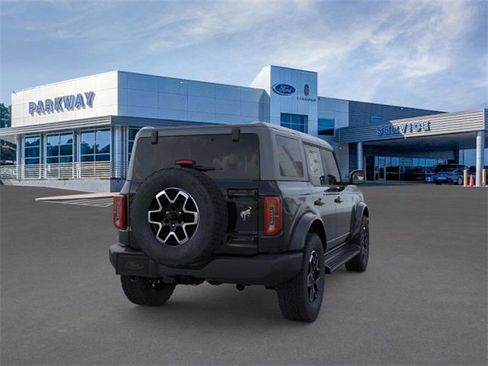 New 2025 Ford Bronco Outer Banks image 8