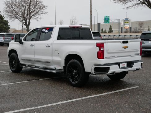 Used 2025 Chevrolet Silverado 1500 High Country w/ Technology Package image 7