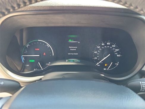 Used 2024 Toyota Sienna XLE image 10