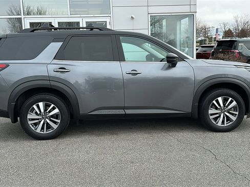 Certified 2023 Nissan Pathfinder SL image 27
