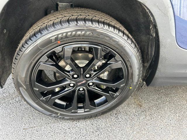 Used 2022 GMC Terrain SLT w/ Infotainment Package II FWD image 49