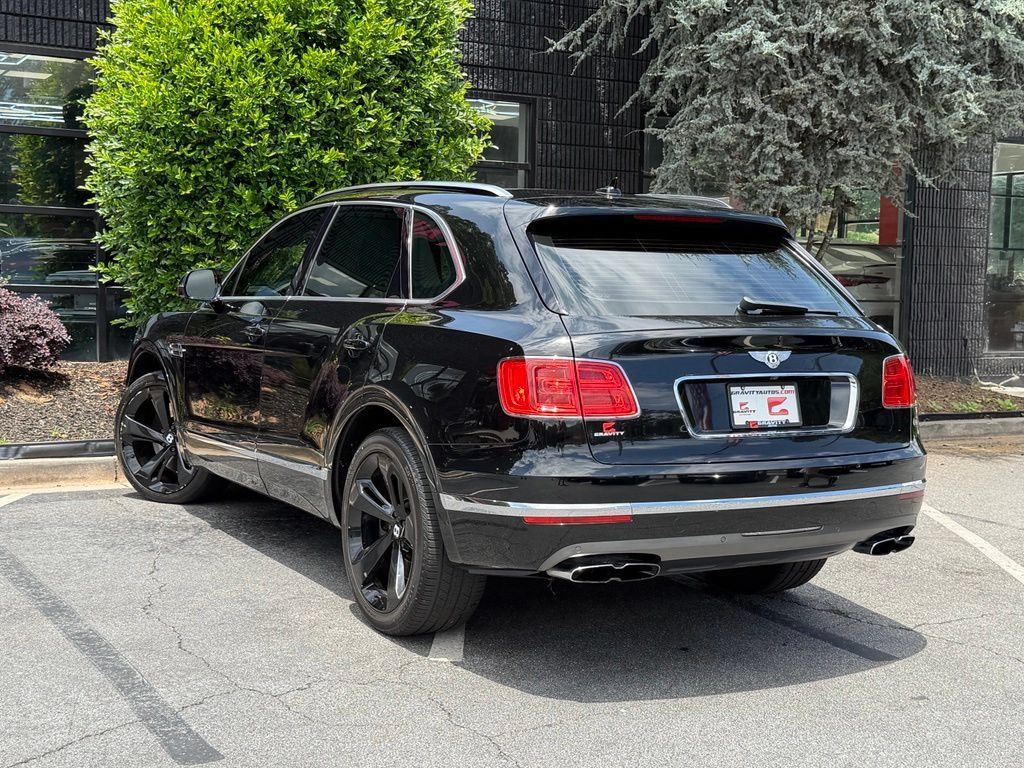 Used 2019 Bentley Bentayga AWD/4WD image 19