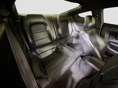 Used 2019 Ford Mustang GT Premium w/ Equipment Group 401A image 26