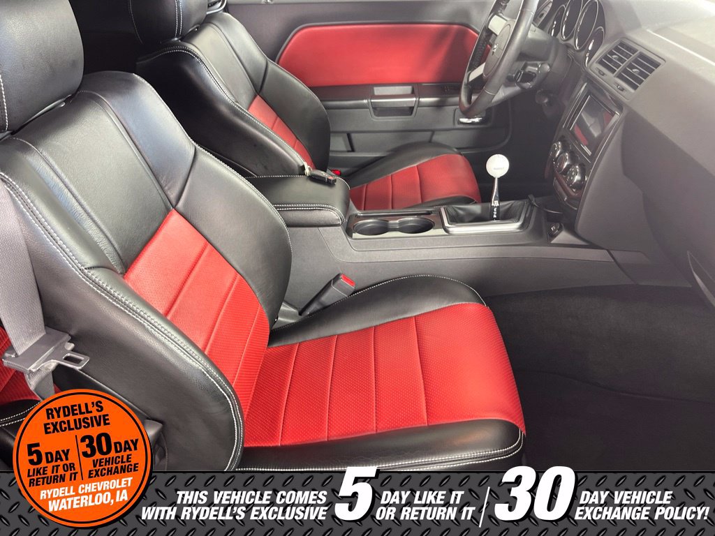 Used 2009 Dodge Challenger R/T RWD image 16