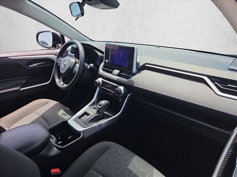 Used 2024 Toyota RAV4 XLE FWD image 16