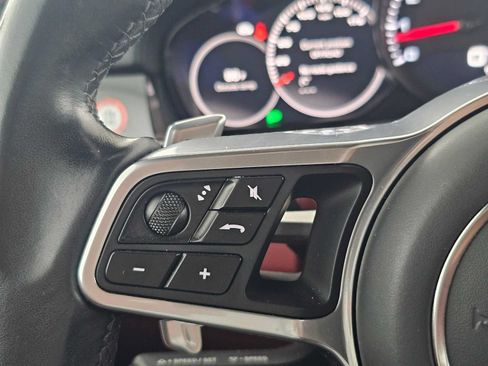 Used 2021 Porsche Cayenne AWD/4WD image 28