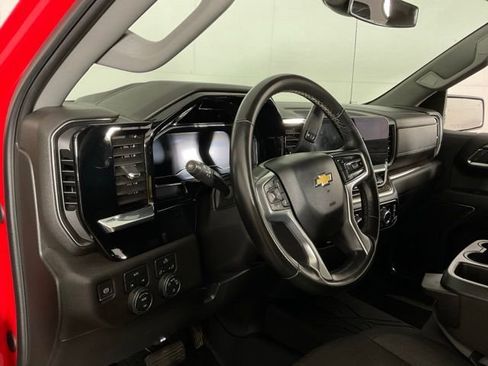 Used 2024 Chevrolet Silverado 1500 LT AWD/4WD image 21