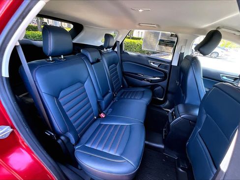 Used 2022 Ford Edge SEL w/ Sport Appearance Package image 19