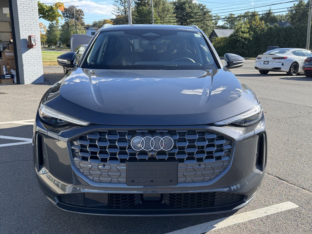 Used 2025 Audi Q5 Premium Plus AWD/4WD image 3