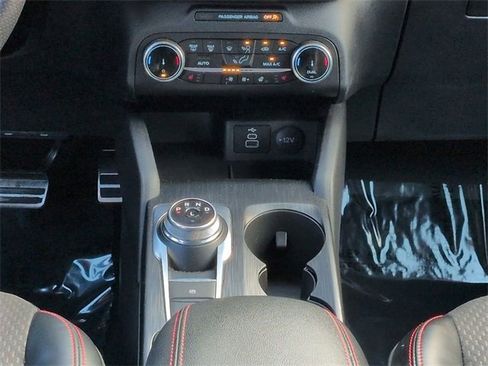 Certified 2024 Ford Escape ST-Line image 19