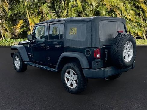 Used 2018 Jeep Wrangler Unlimited Sport S AWD/4WD image 5