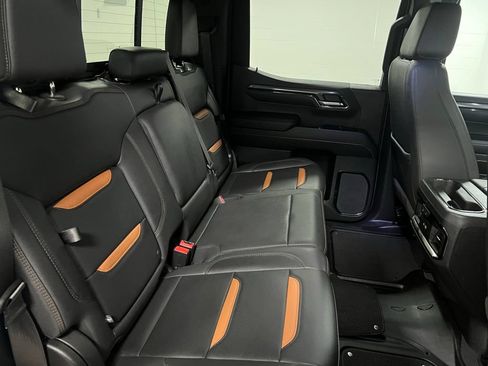 Used 2023 GMC Sierra 1500 AT4 w/ Technology Package AWD/4WD image 57