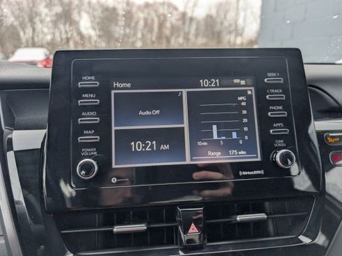 Used 2023 Toyota Camry SE image 7