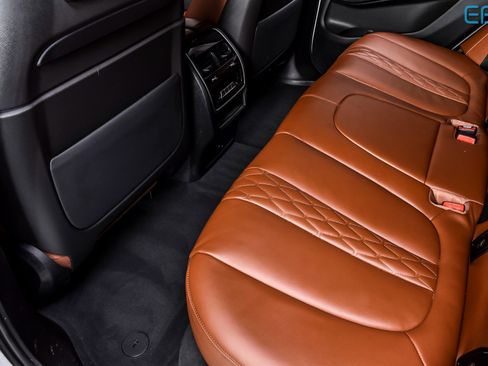 Used 2023 BMW X5 xDrive45e w/ Executive Package image 21