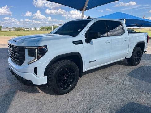 Used 2025 GMC Sierra 1500 Elevation w/ Preferred Package AWD/4WD image 1