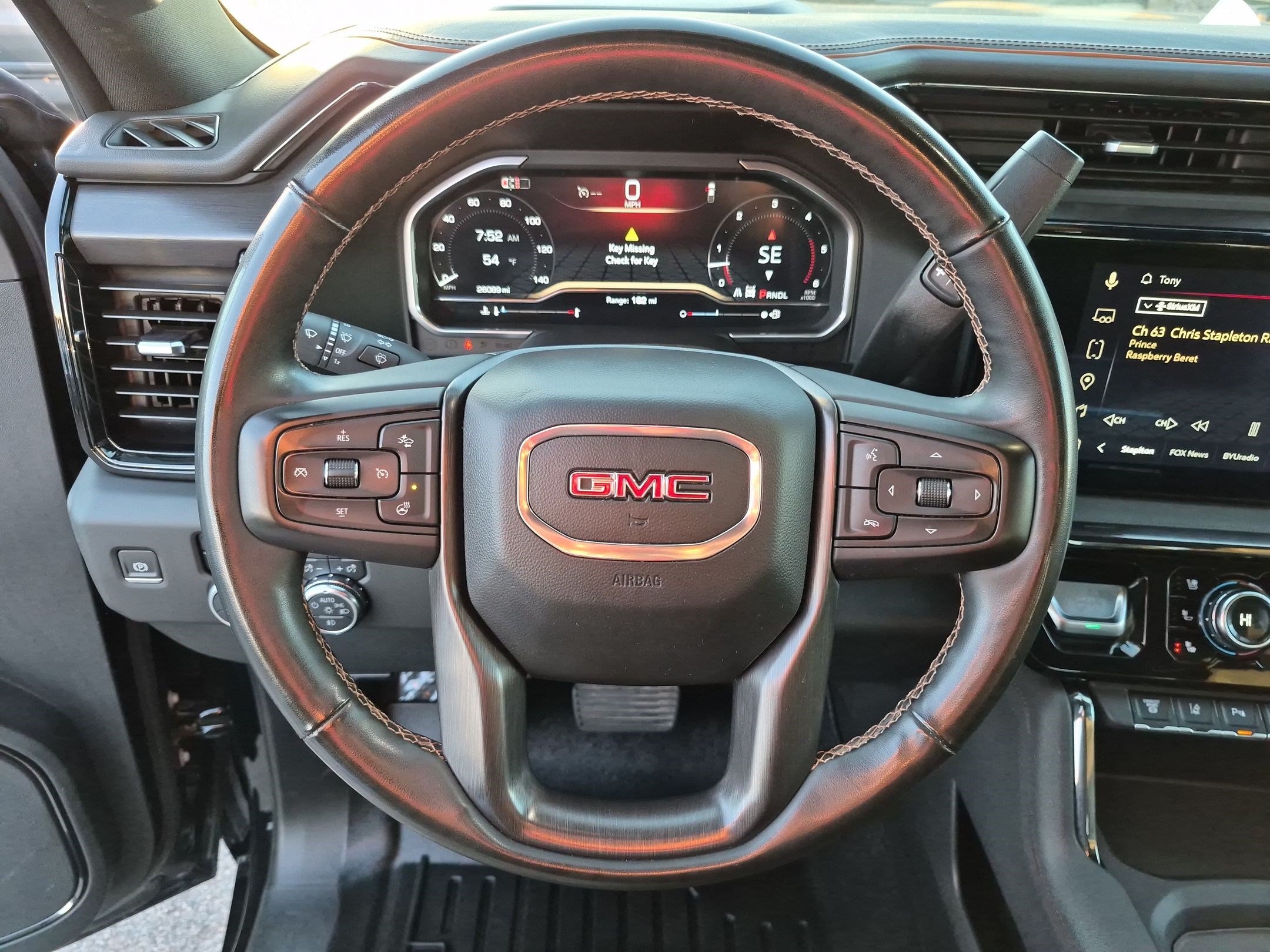 Used 2024 GMC Sierra 2500 AT4 AWD/4WD image 16