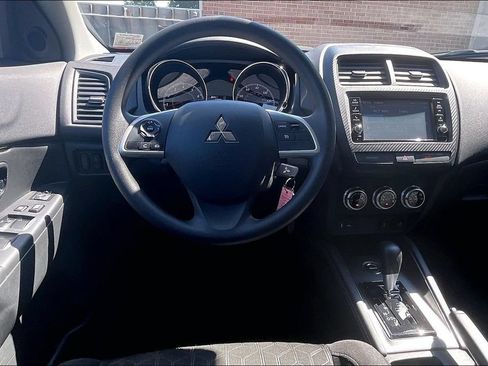 Used 2024 Mitsubishi Outlander Sport ES AWD/4WD image 5